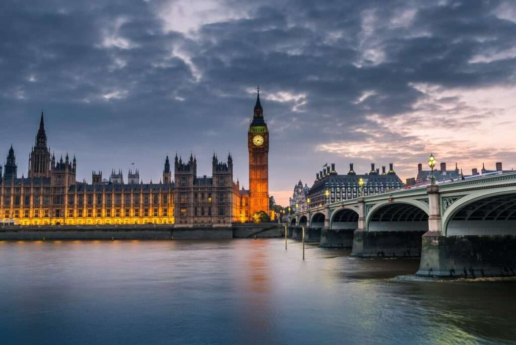 UK Mortgage Ch.2 Commercial Real Estate & Development Funding 5 westminster abbey and big ben in the london skylin 2021 10 26 08 17 46 utc scaled 1